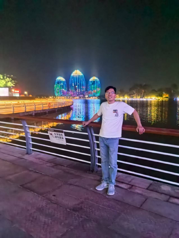 千年老妖的第一张照片--昆明父母相亲团